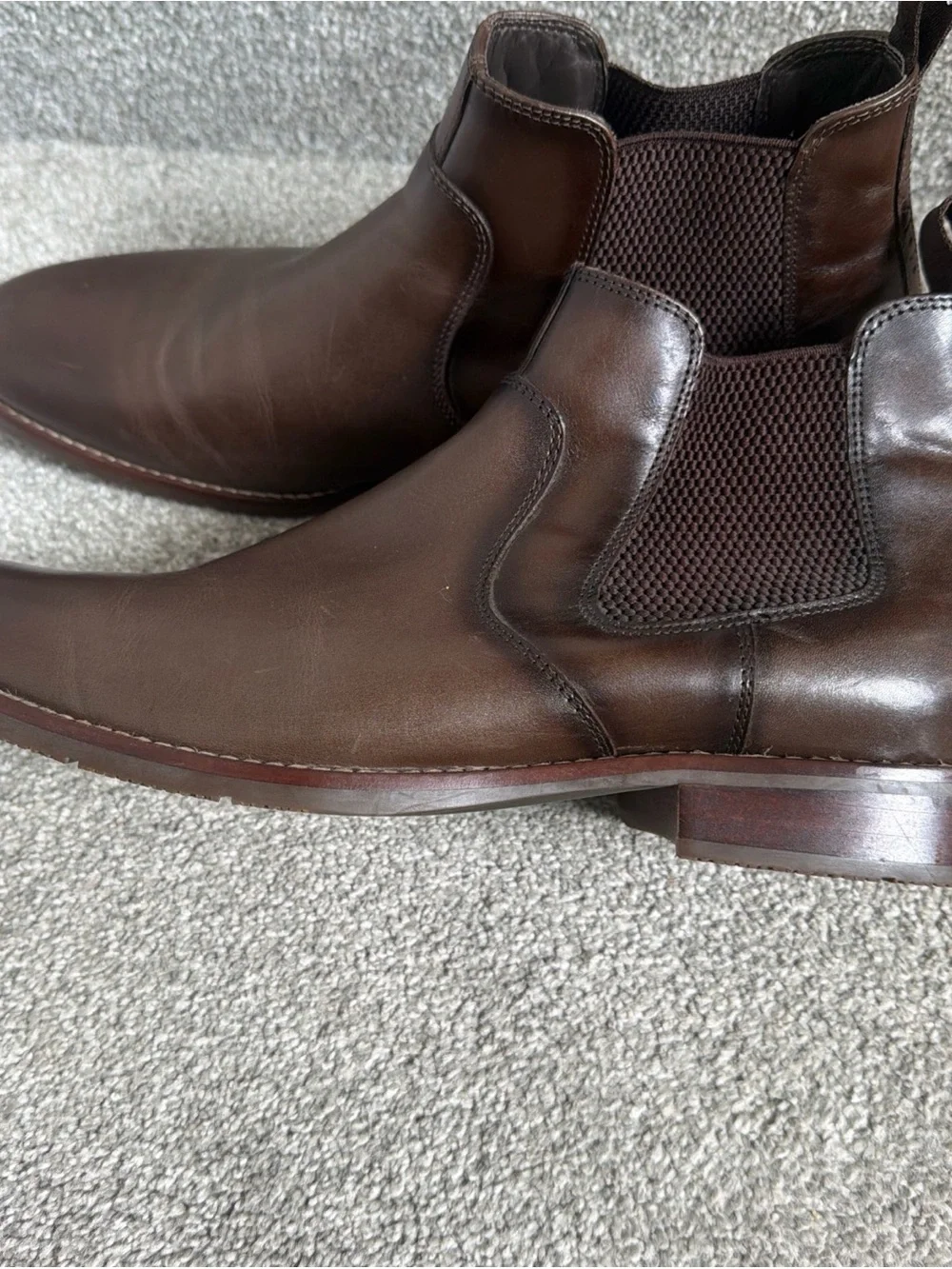 Johnson&Johnson Men’s  Chelsea Ankle Boots- Brown Leather